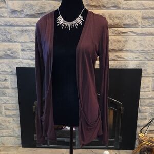 🤑 Maurices Dark Brown Women's Cardigan Sweater. Size Medium 🤑
